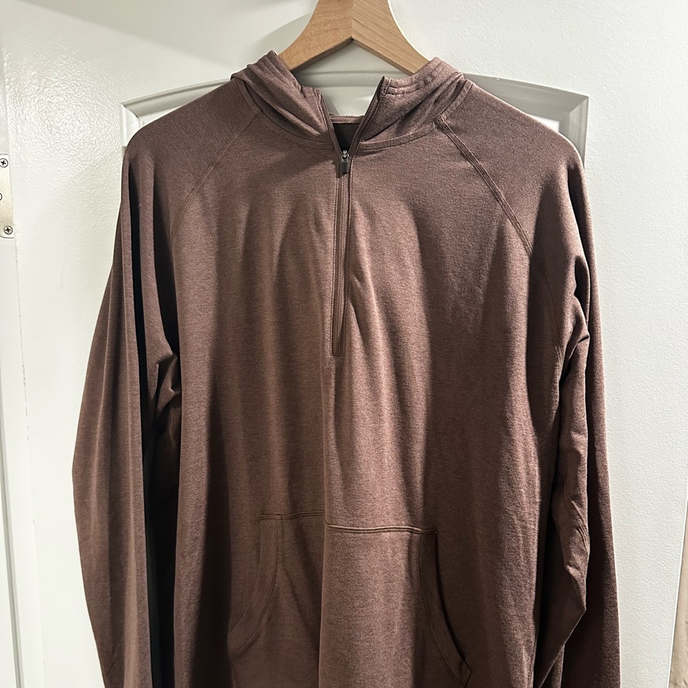 Vuori Cocoa Sweatshirt NWOT